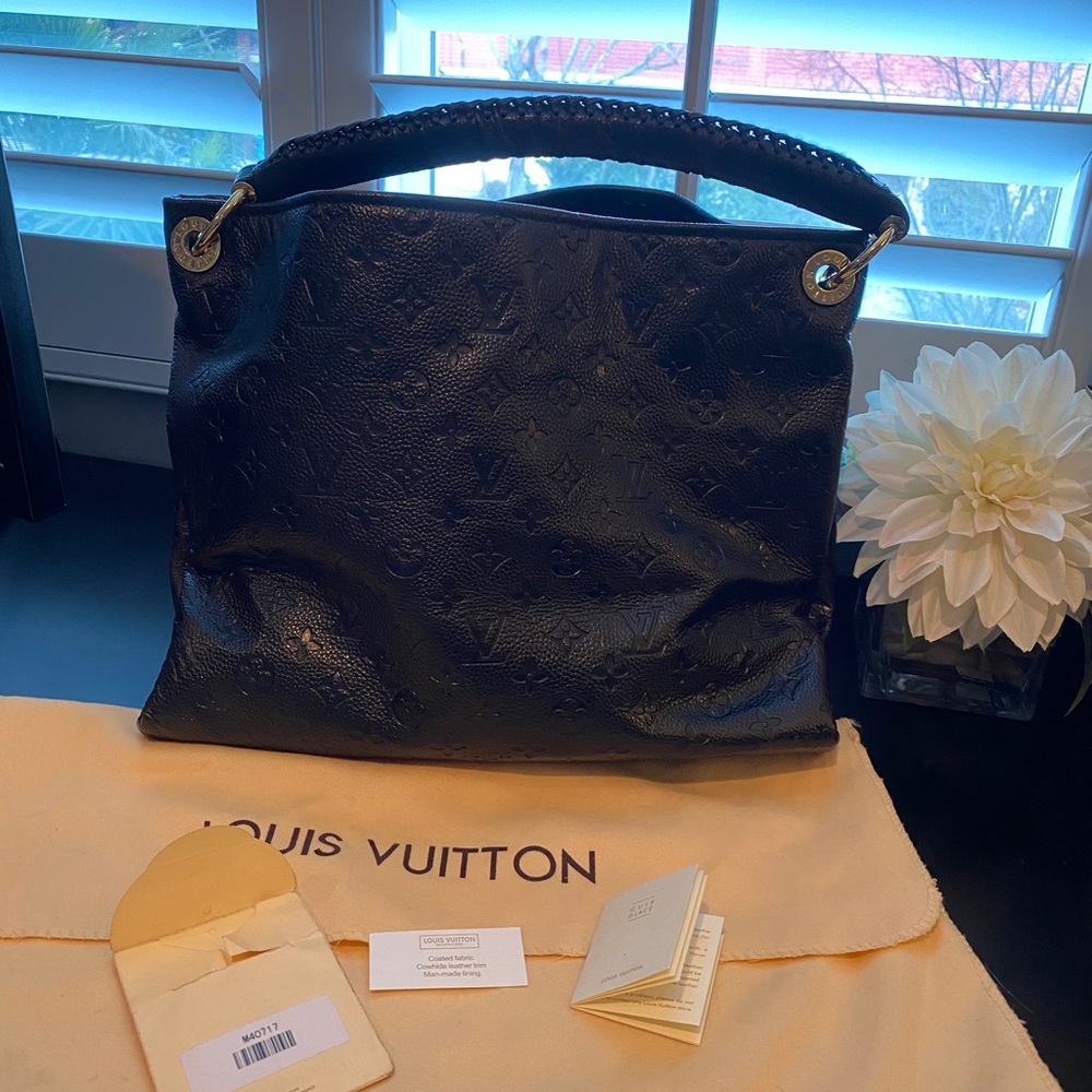 Louis Vuitton Empriente Artsy MM